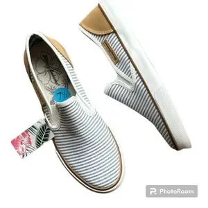 Tommy Bahama | Shoes | Tommy Bahama Womens Canvas Sailor  display picture 3